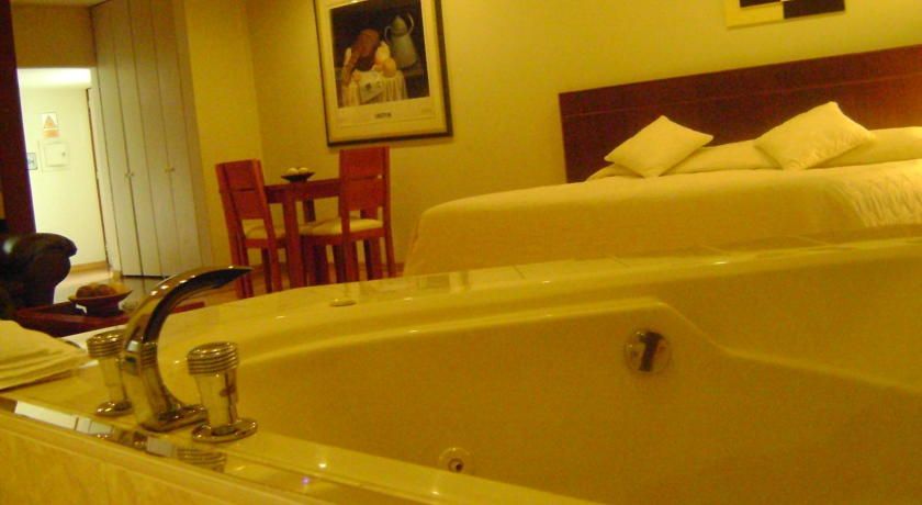 Hotel Ayenda Suites Orrantia 리마 외부 사진